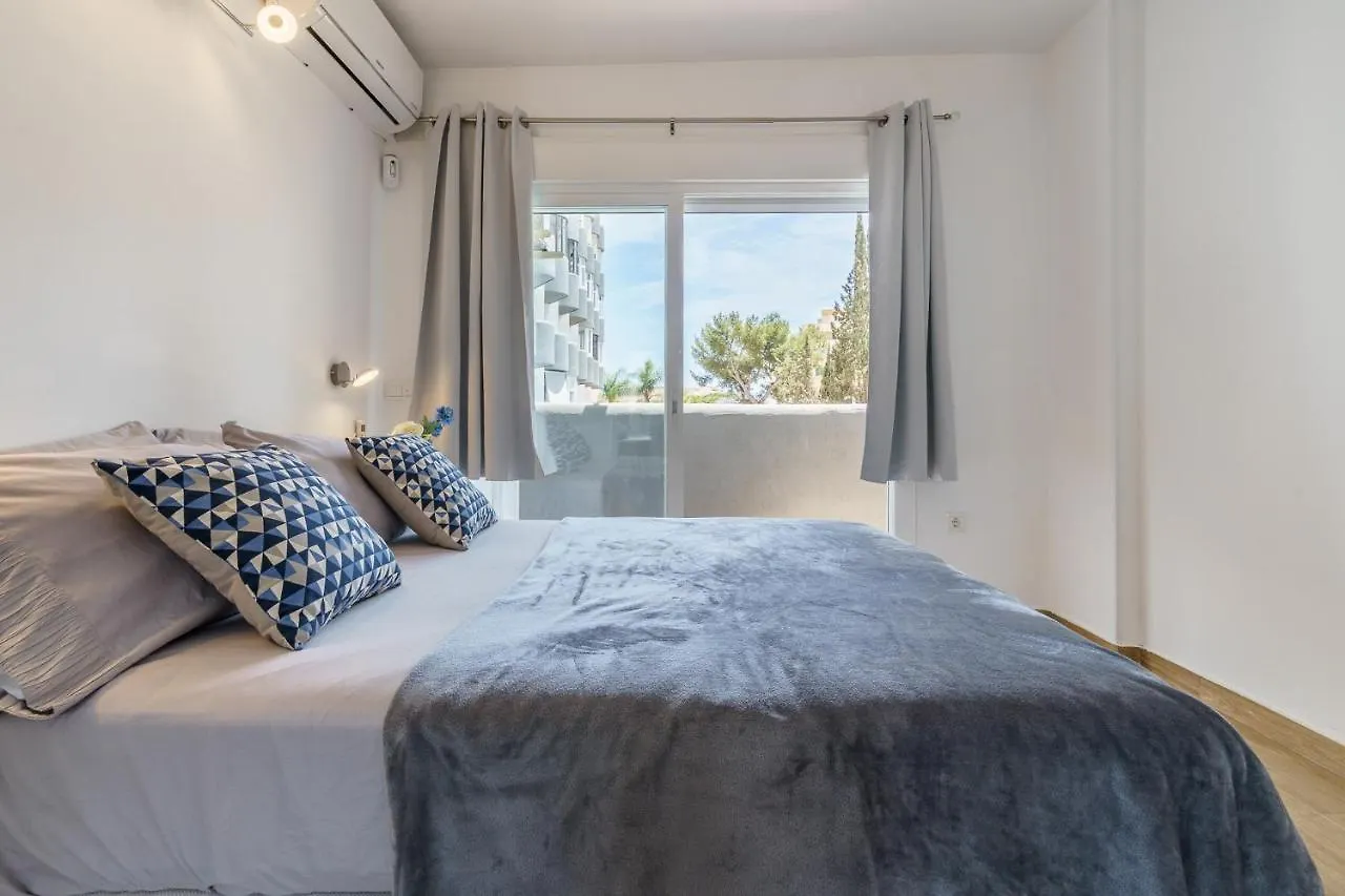 Malagasuite Comfort Home And Pool Torremolinos Apartment